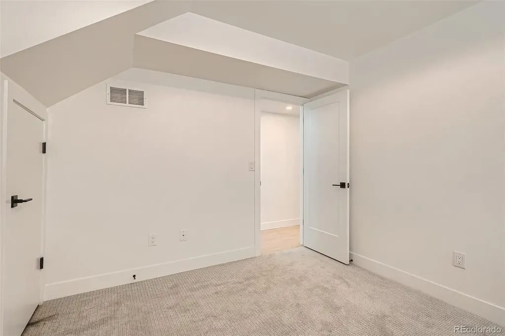 1101 S Dahlia Street Denver CO 80246