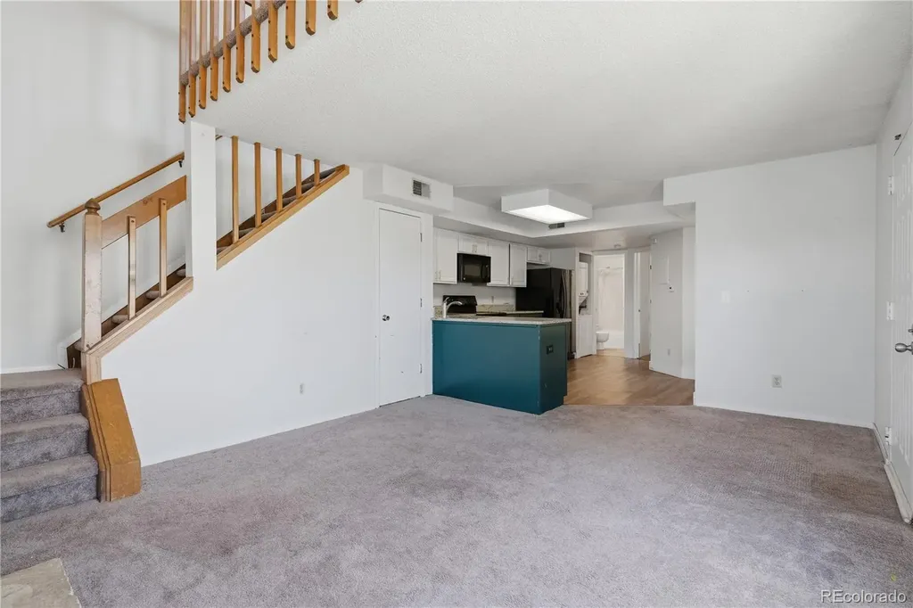 992 S Dearborn Way Aurora CO 80012