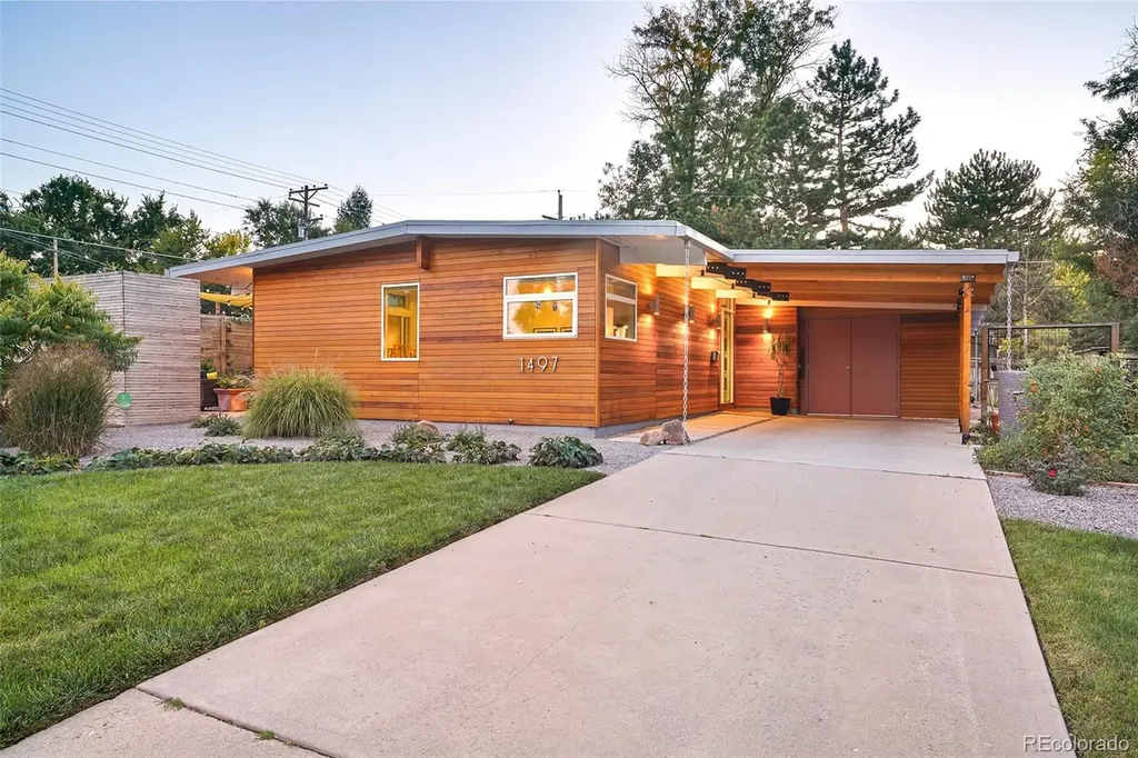 1497 S Fairfax Street Denver CO 80222