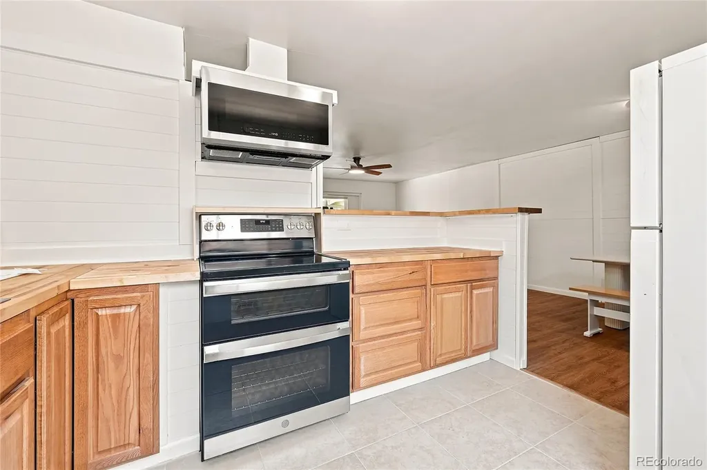 8170 Stuart Street Westminster CO 80031