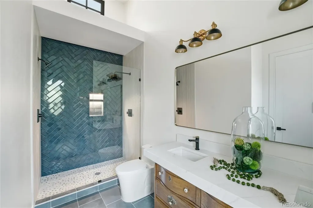 5701 W 35th Avenue Denver CO 80212