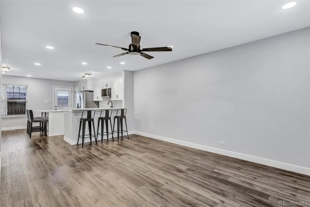 7165 S Gaylord Street Centennial CO 80122