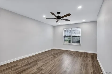 7165 S Gaylord Street Centennial CO 80122