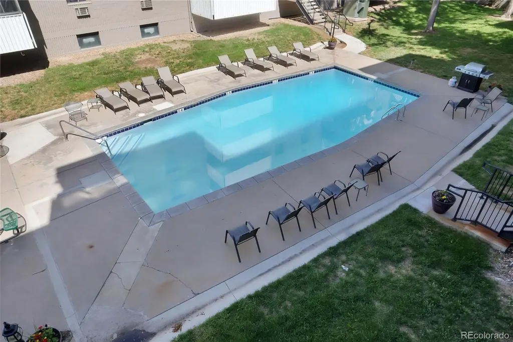 1011 S Ironton Street Aurora CO 80012