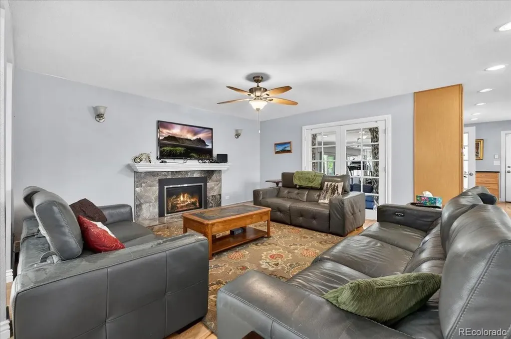 3471 S Owens Court Denver CO 80227