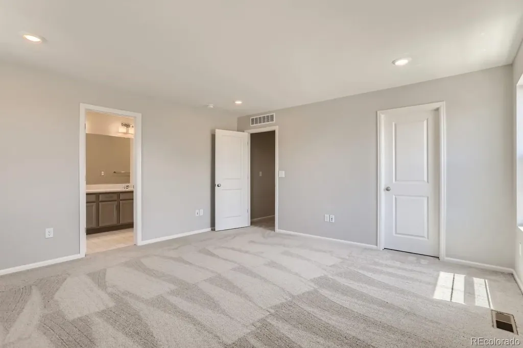 6302 N Fulton Street Denver CO 80238