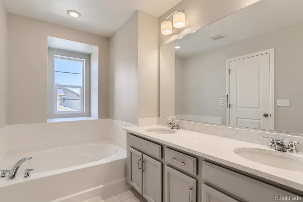 6302 N Fulton Street Denver CO 80238