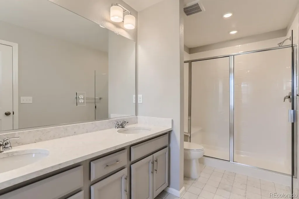 6302 N Fulton Street Denver CO 80238