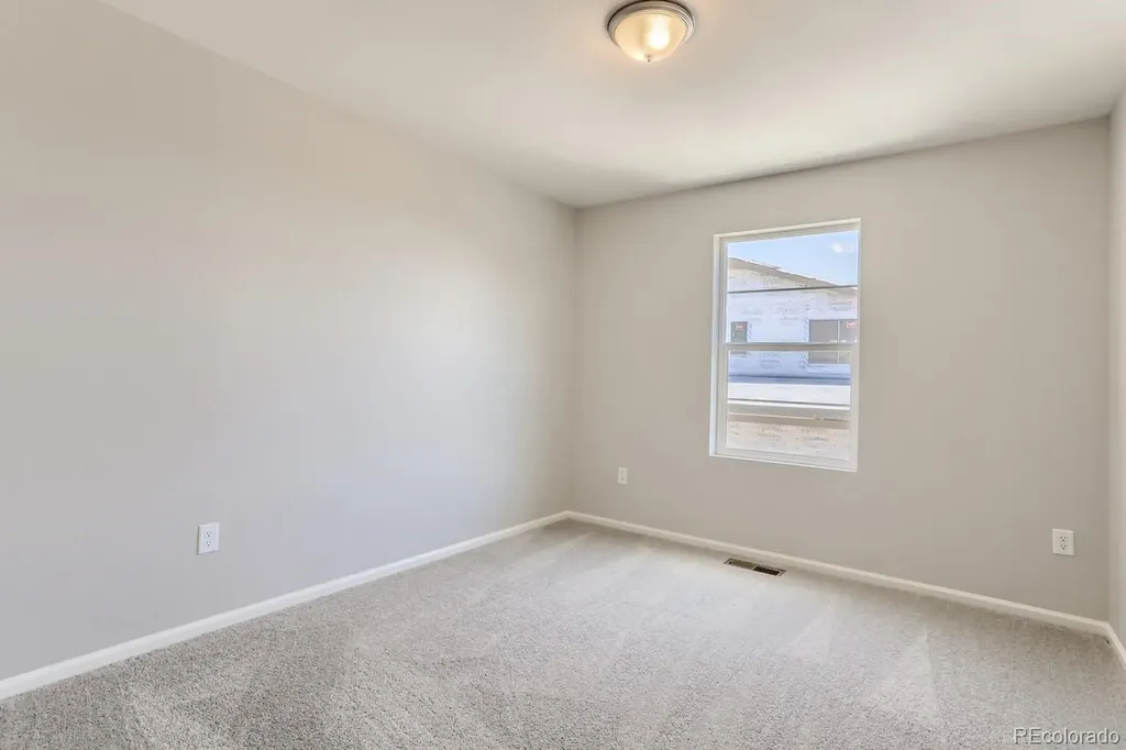 6302 N Fulton Street Denver CO 80238