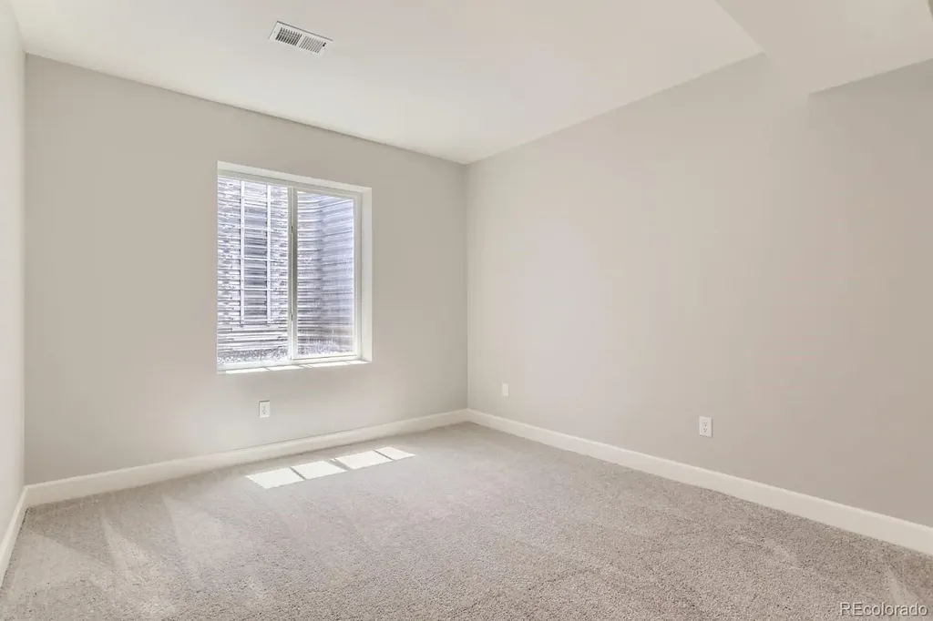 6302 N Fulton Street Denver CO 80238