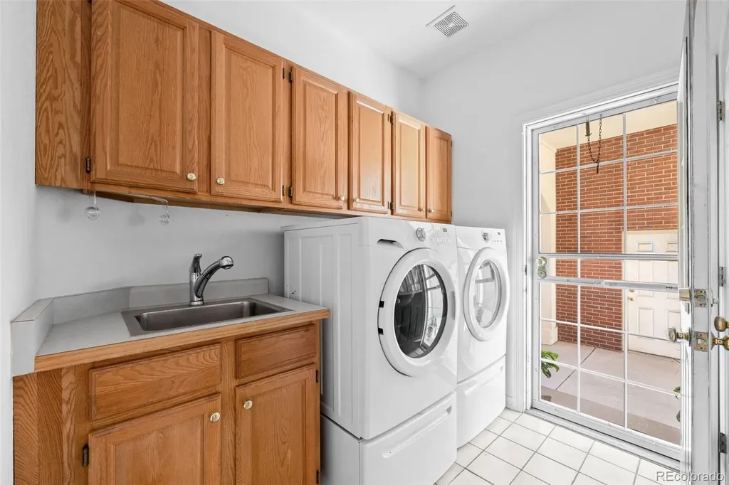 2090 S Joliet Street Aurora CO 80014