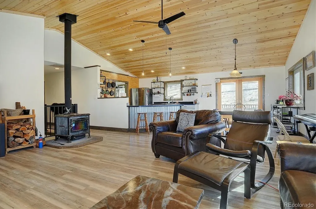 1115 Eagle Gate Road Westcliffe CO 81252