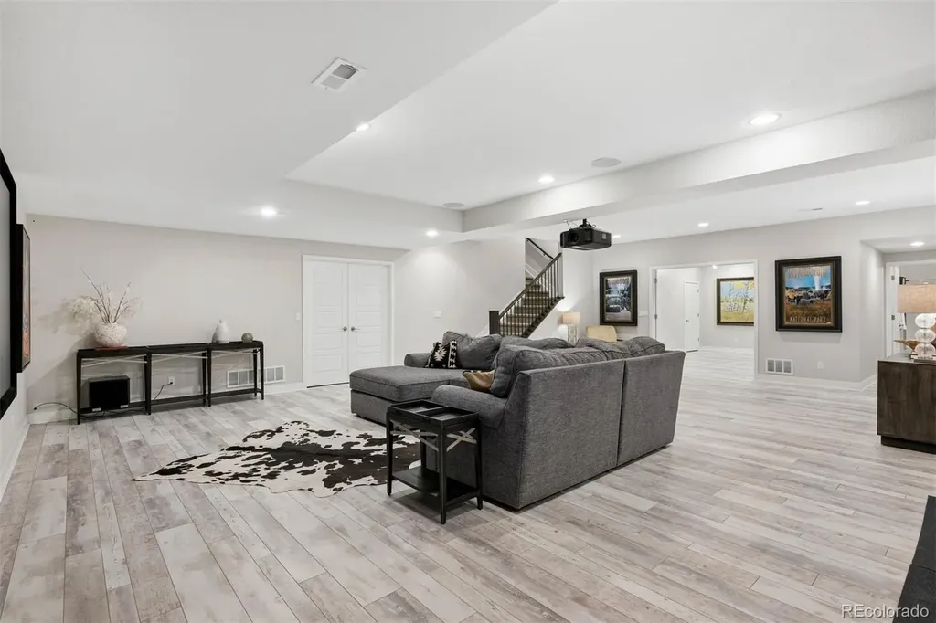 15415 W Asbury Avenue Lakewood CO 80228