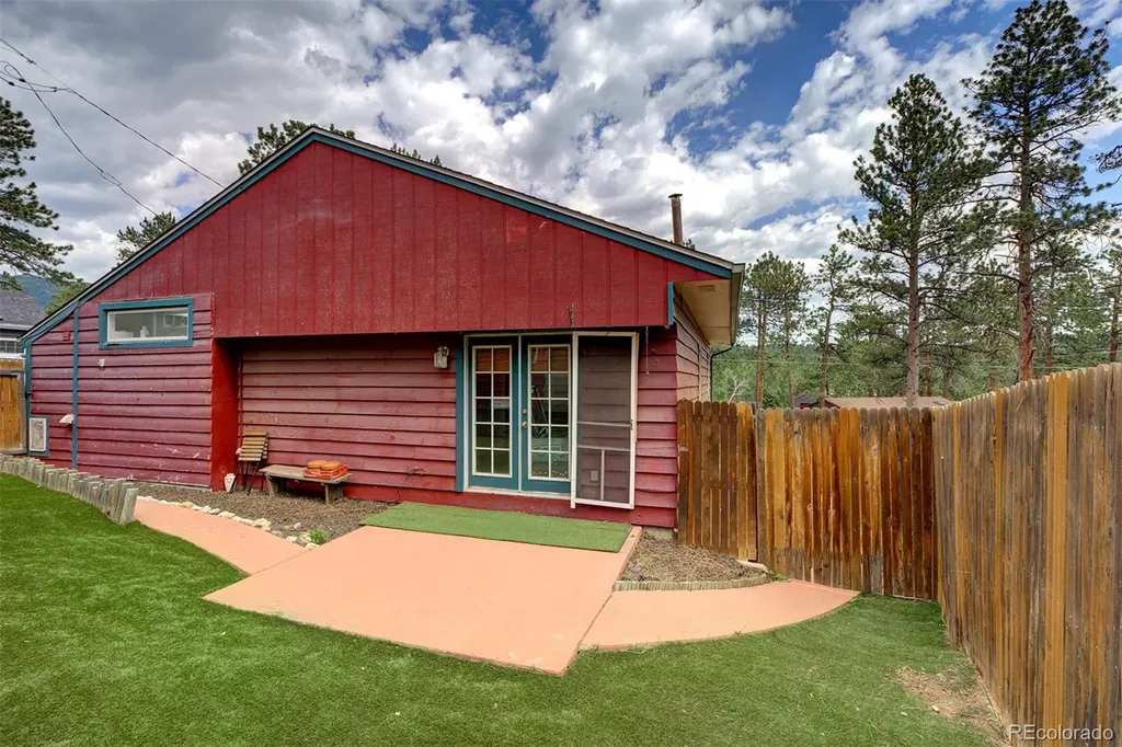 30282 Spruce Road Evergreen CO 80439