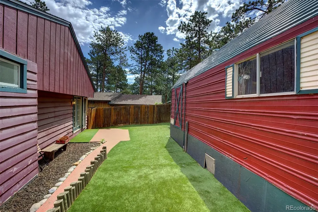 30282 Spruce Road Evergreen CO 80439