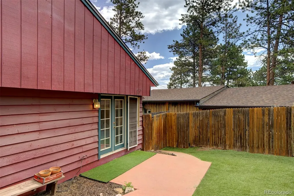 30282 Spruce Road Evergreen CO 80439