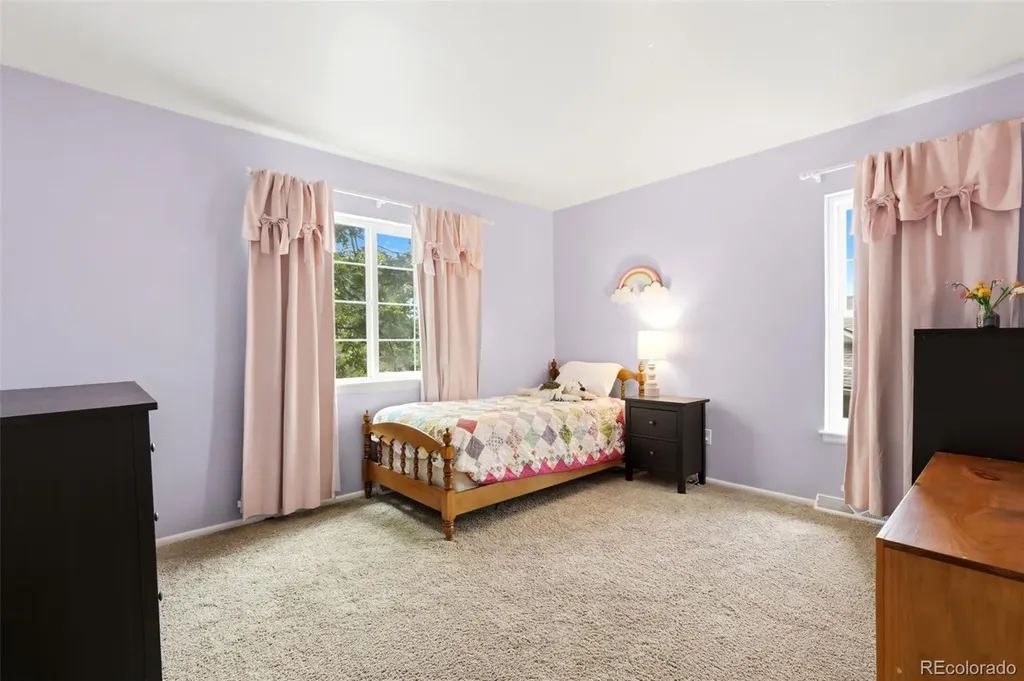 2863 S Reading Court Denver CO 80231