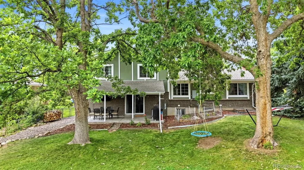 2863 S Reading Court Denver CO 80231
