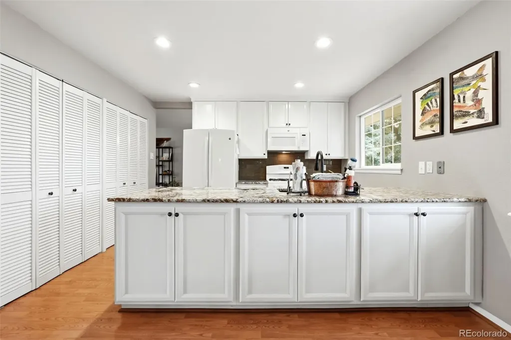 2863 S Reading Court Denver CO 80231