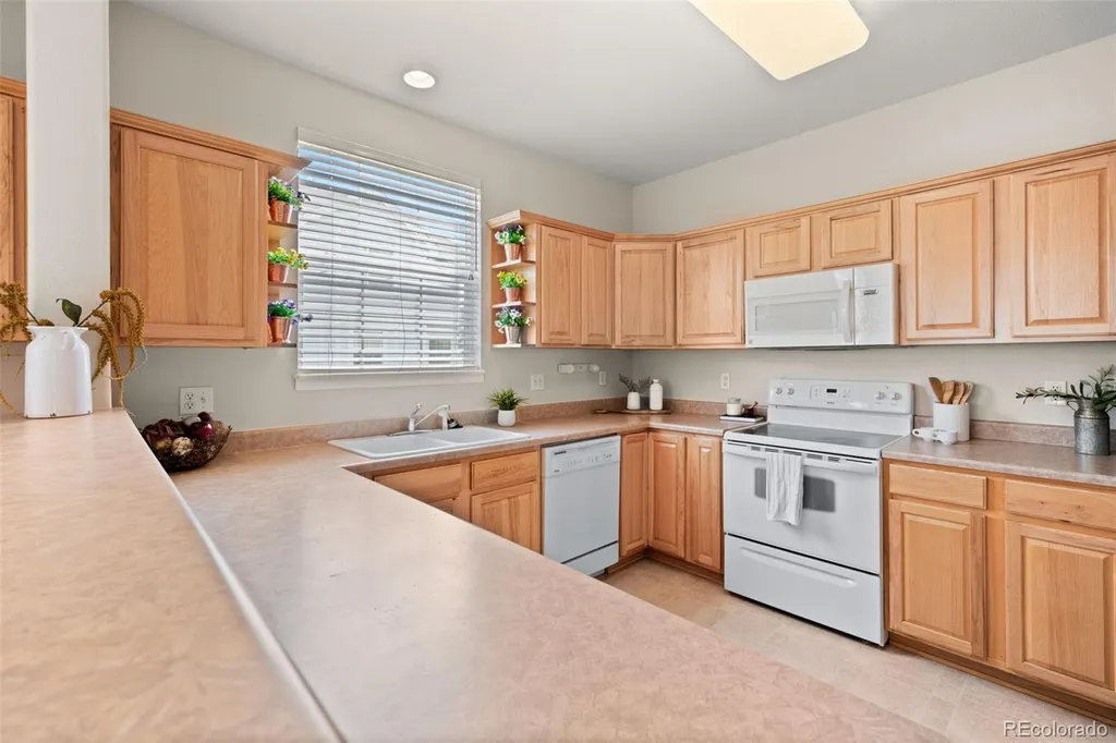 16982 E Warren Place Aurora CO 80013