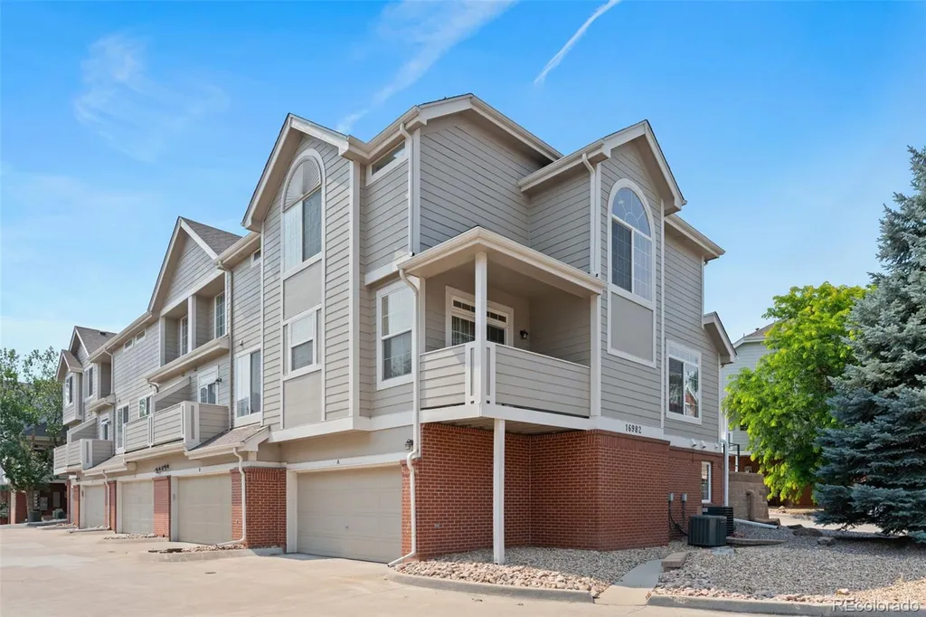 16982 E Warren Place Aurora CO 80013