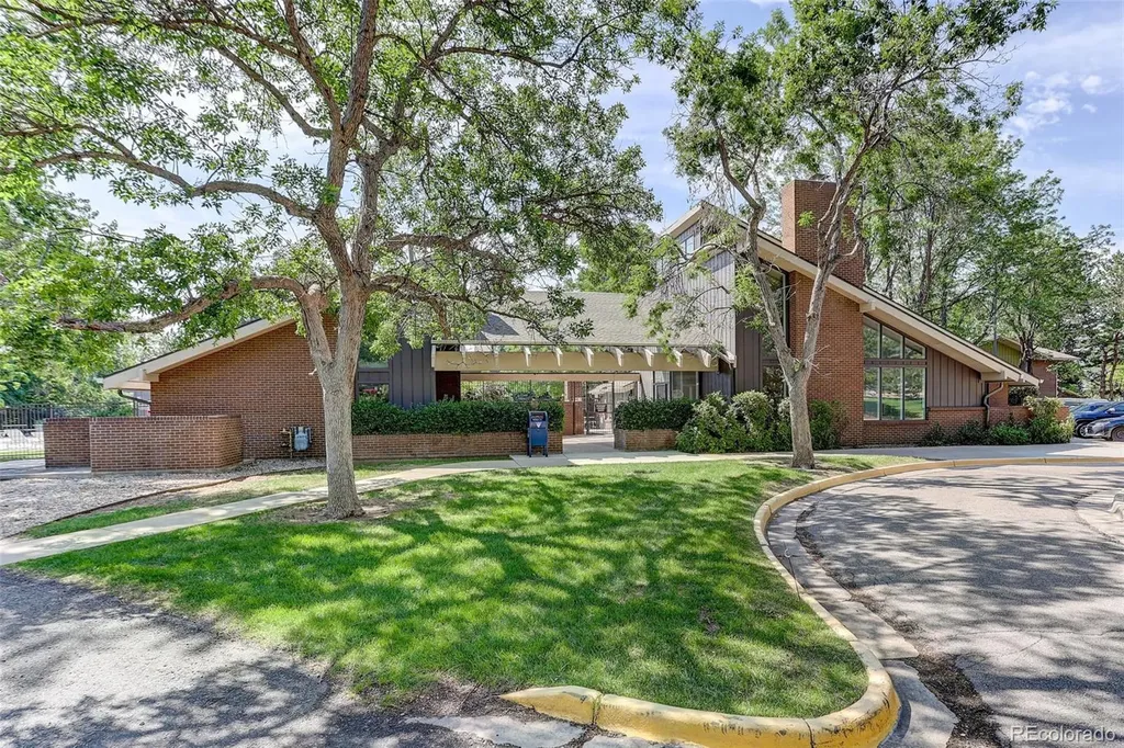 2800 Kalmia Avenue Boulder CO 80301