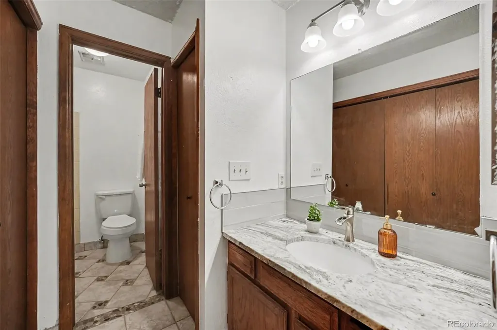 8376 S Upham Way Littleton CO 80128