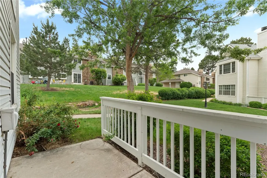 12584 E Pacific Circle Aurora CO 80014