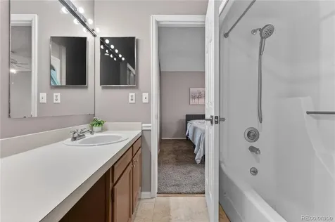 12584 E Pacific Circle Aurora CO 80014