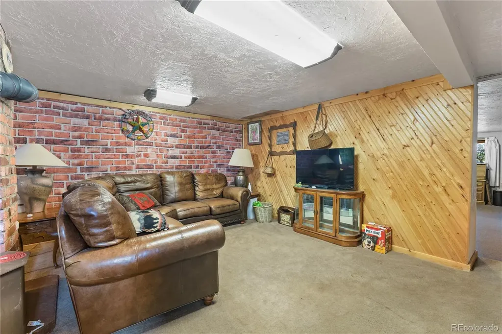 50416 County Road 22 Ramah CO 80832