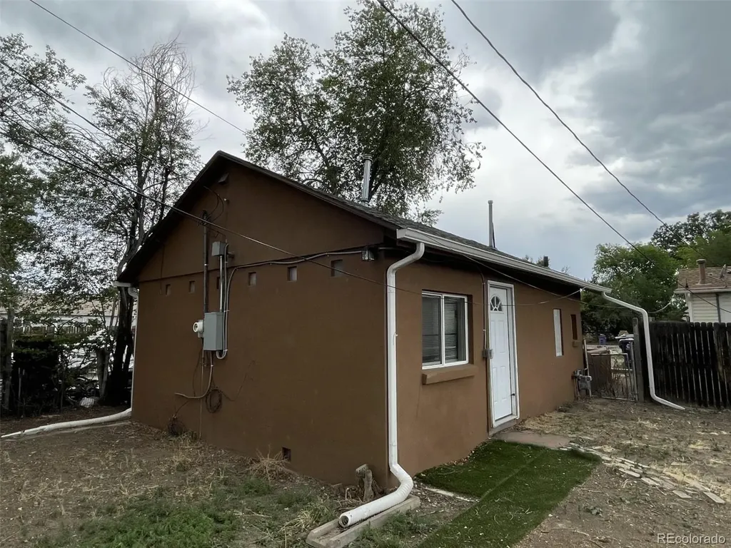 372 S Stuart Street Denver CO 80219