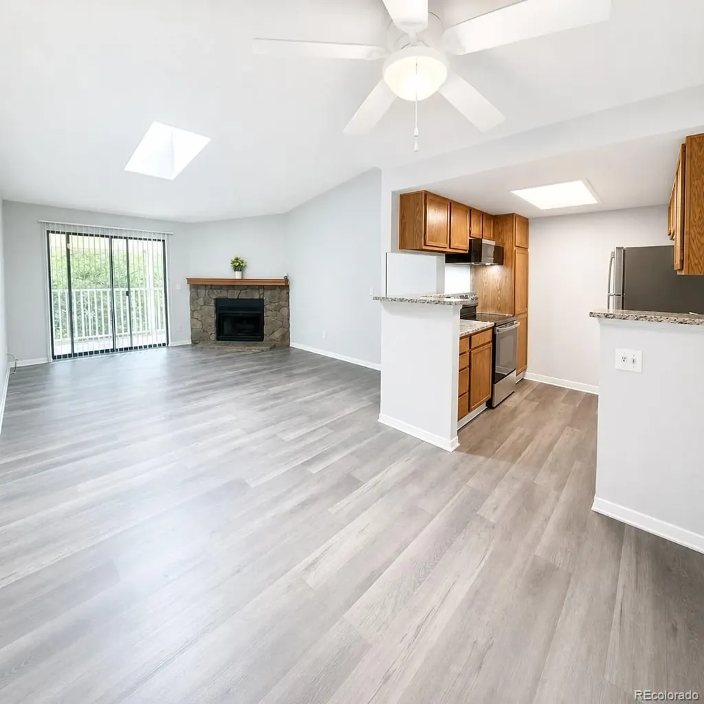 908 S Walden Way Aurora CO 80017