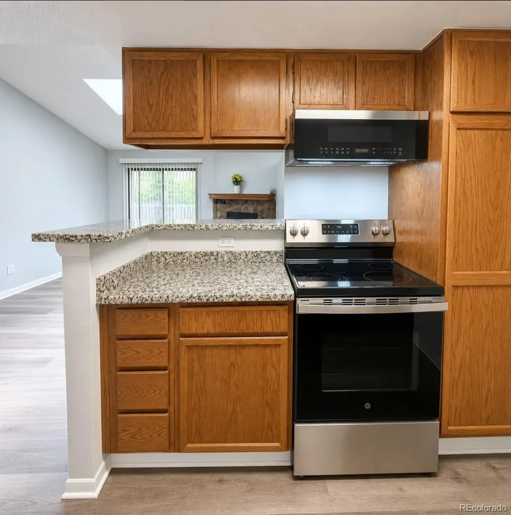 908 S Walden Way Aurora CO 80017