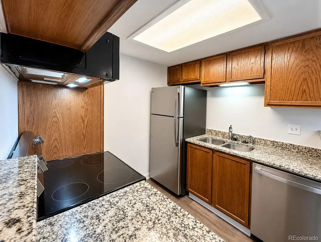 908 S Walden Way Aurora CO 80017