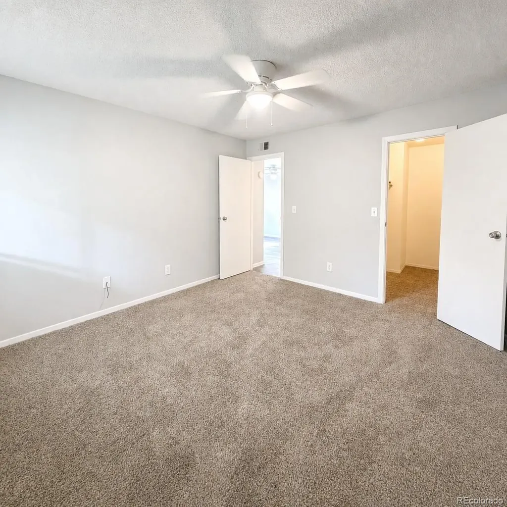 908 S Walden Way Aurora CO 80017