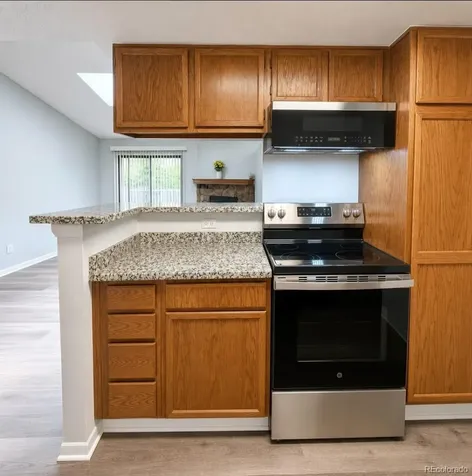908 S Walden Way Aurora CO 80017