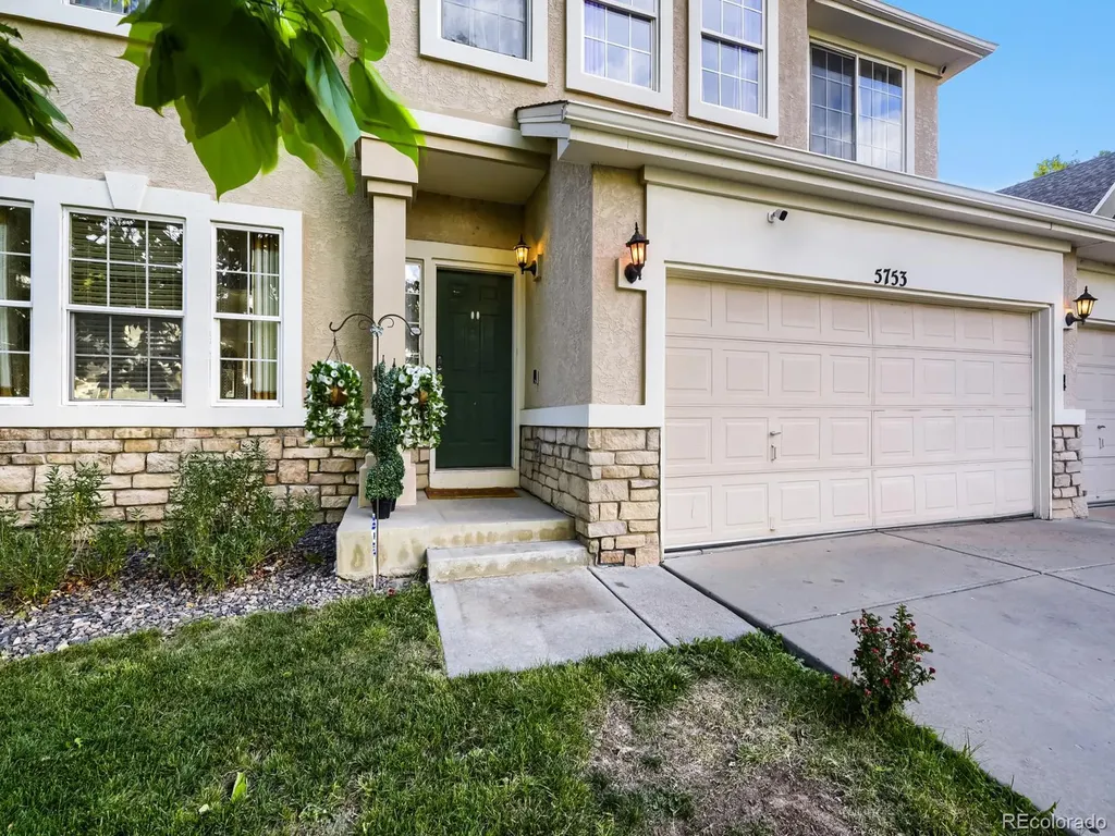 5753 S Rome Street Aurora CO 80015