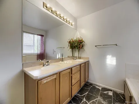 5753 S Rome Street Aurora CO 80015