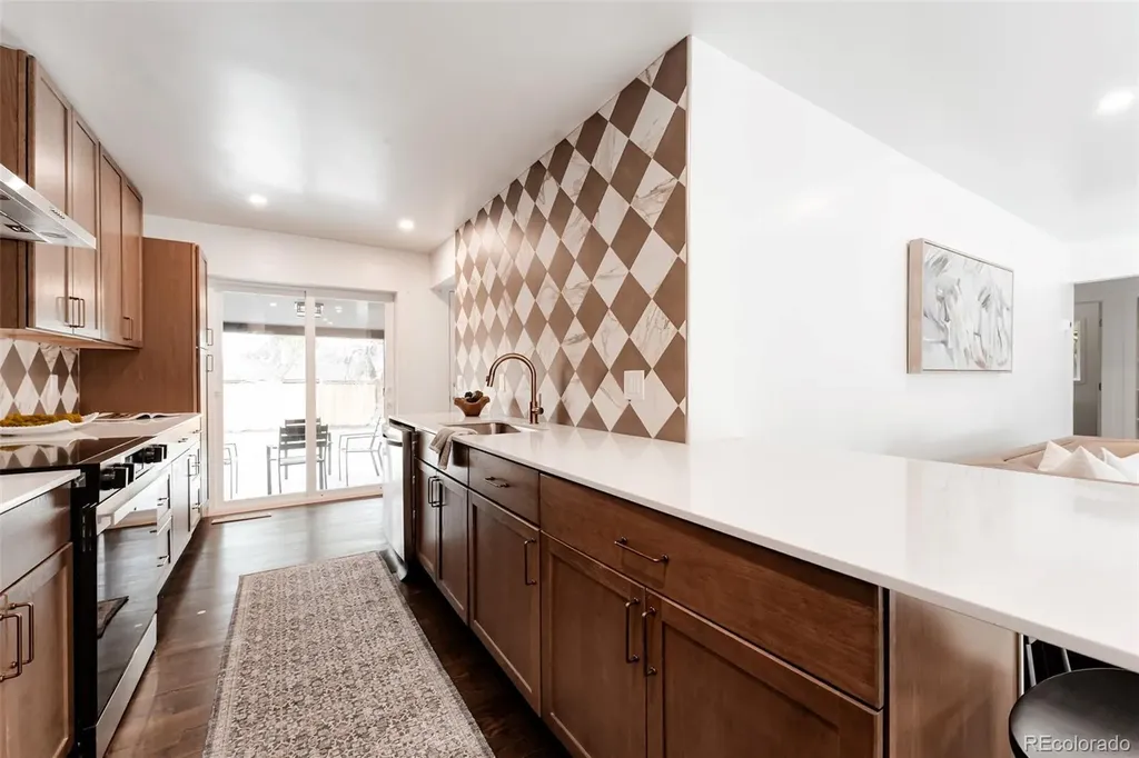 2352 Raleigh Street Denver CO 80219