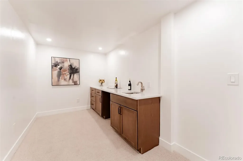 2352 Raleigh Street Denver CO 80219