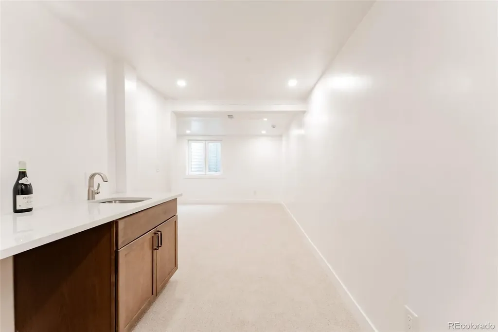 2352 Raleigh Street Denver CO 80219