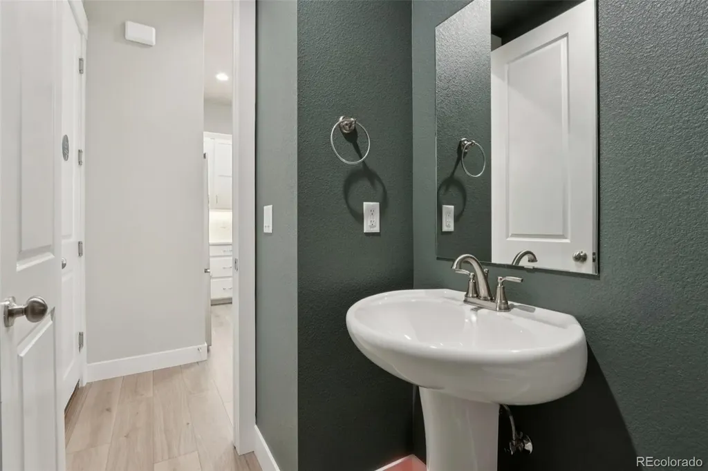 176 High Point Drive Longmont CO 80504
