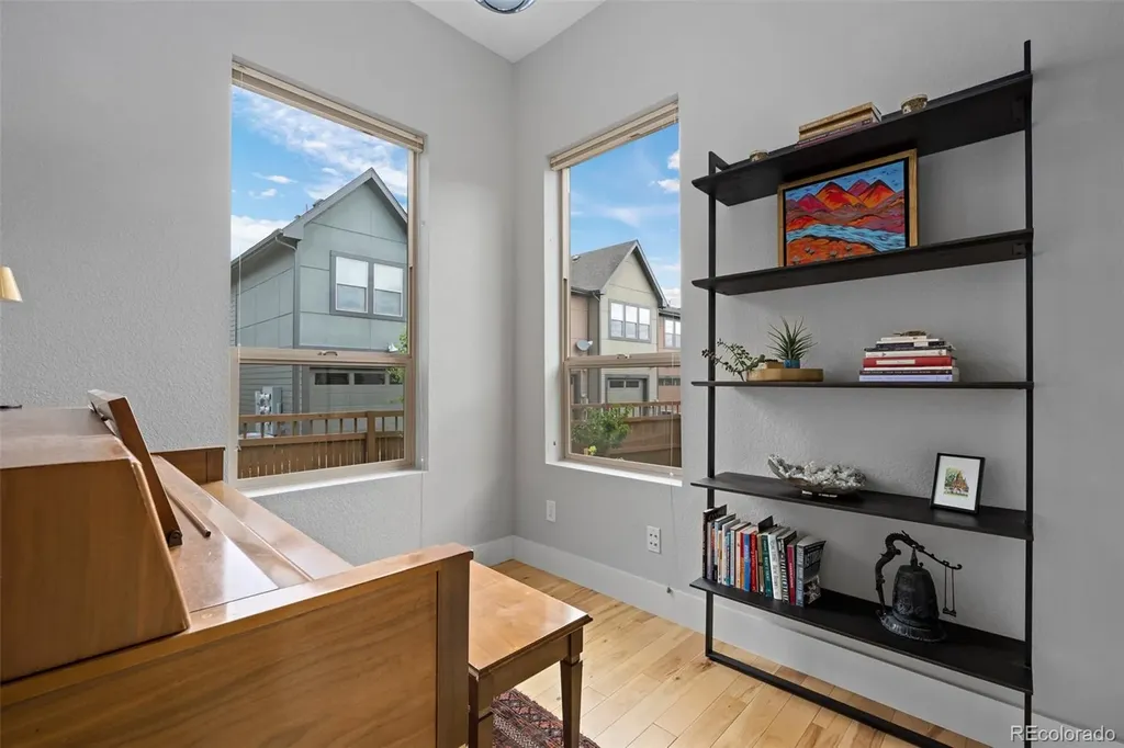 8323 E 29th Place Denver CO 80238