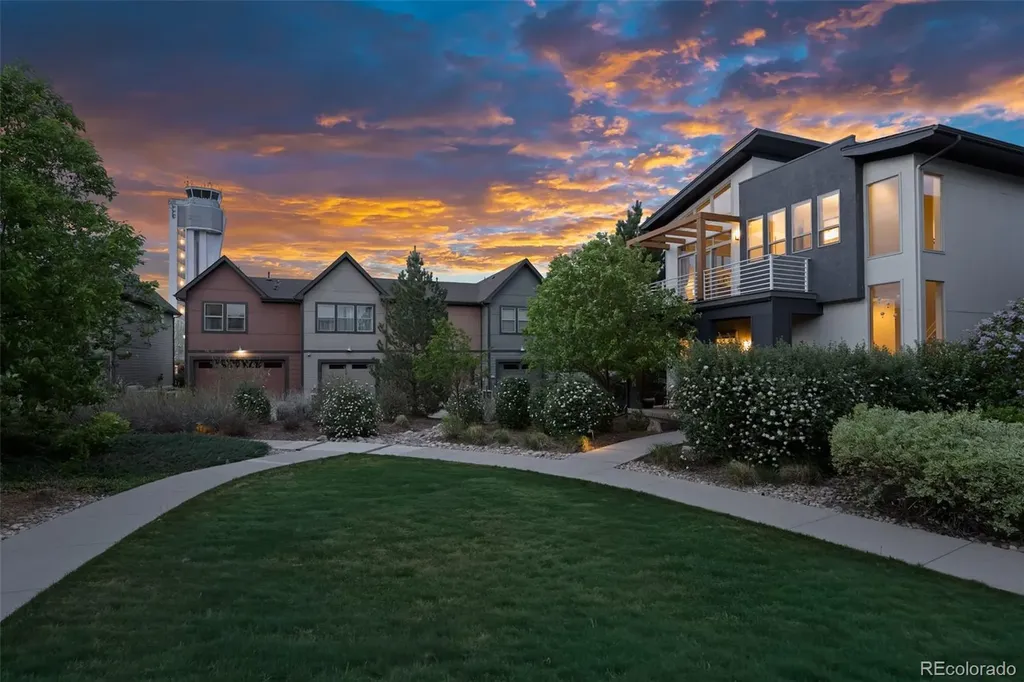 8323 E 29th Place Denver CO 80238