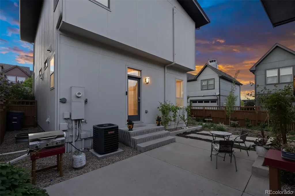 8323 E 29th Place Denver CO 80238