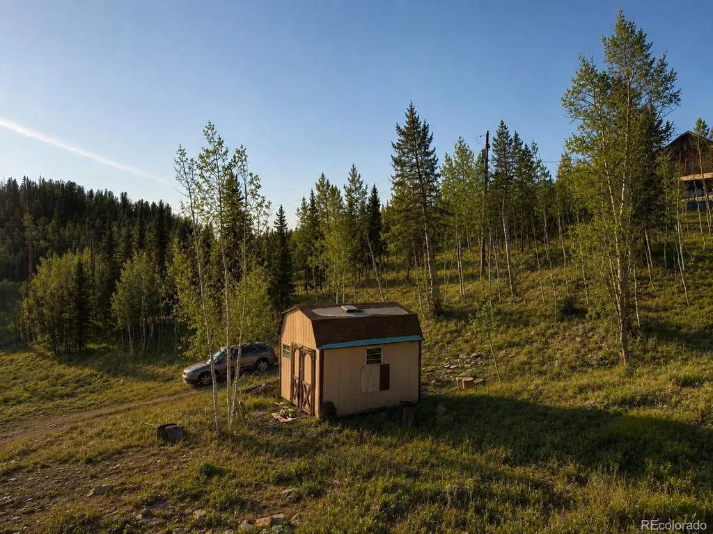 445 Warpath Road Como CO 80432