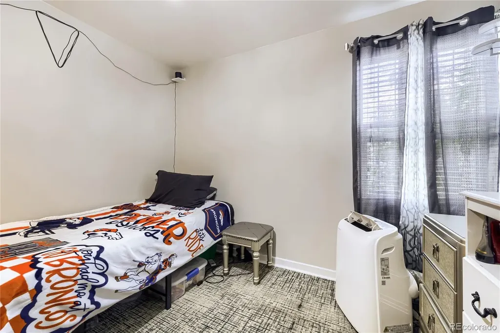 4664 Clayton Street Denver CO 80216