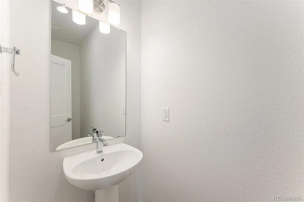 888 S Valentia Street Denver CO 80247
