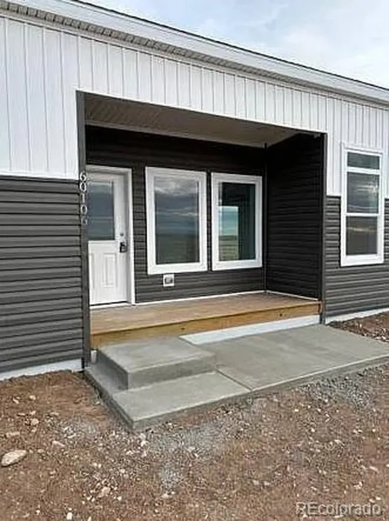 60106 County Road 21 Carr CO 80612