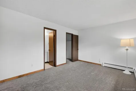 92 Newark Street Aurora CO 80012